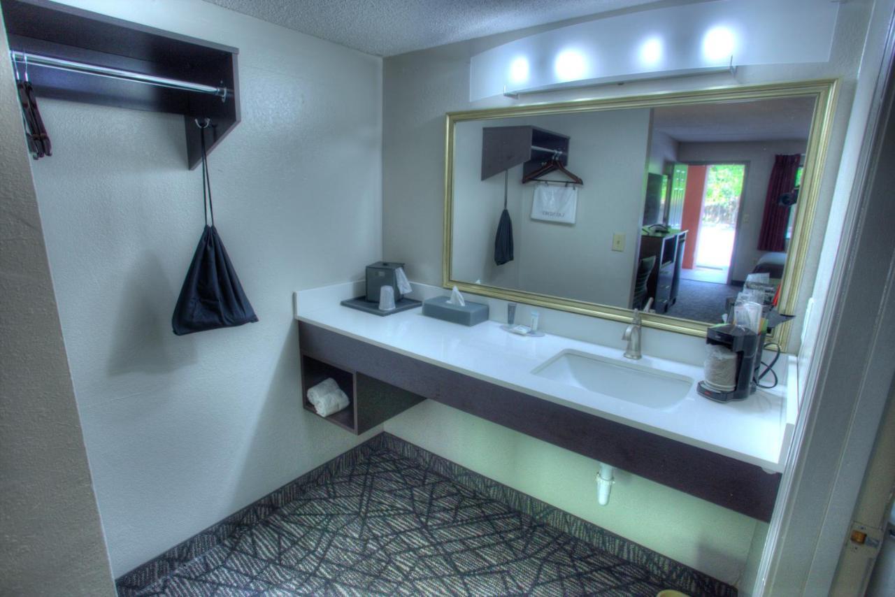 Budgetel Inn And Suites Plus Helen Exterior foto